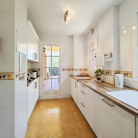 Apartment The Heart Of Nueva Andalucia *